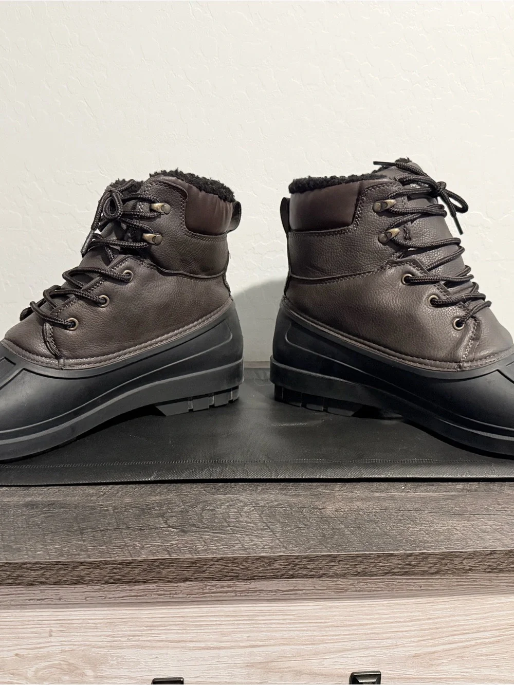 Nautica Men's Black Lace-Up Duck Boots